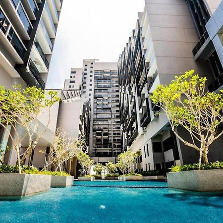 Imperio Residences Private Bathtub Or Jacuzzi By Nestcove Malacca Exterior foto