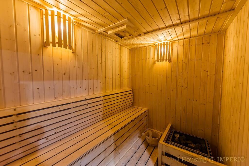 Imperio Residences Private Bathtub Or Jacuzzi By Nestcove Malacca Exterior foto