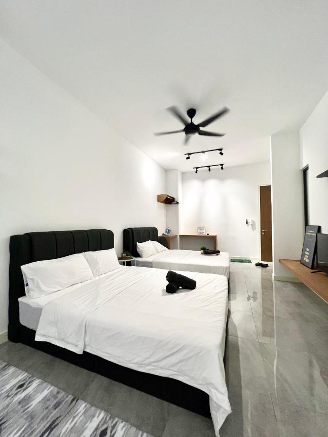 Imperio Residences Private Bathtub Or Jacuzzi By Nestcove Malacca Exterior foto