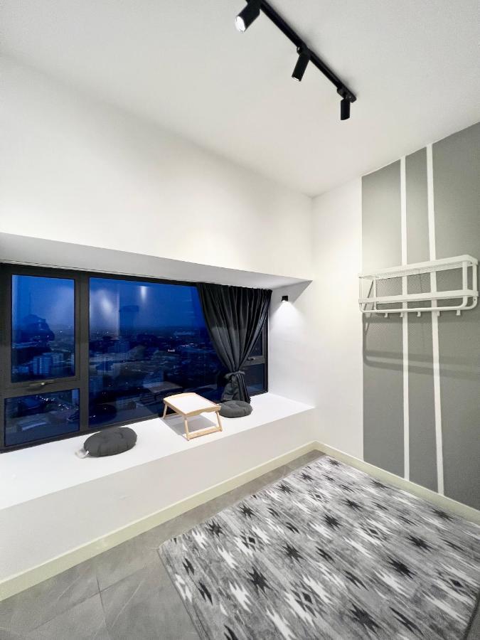 Imperio Residences Private Bathtub Or Jacuzzi By Nestcove Malacca Exterior foto