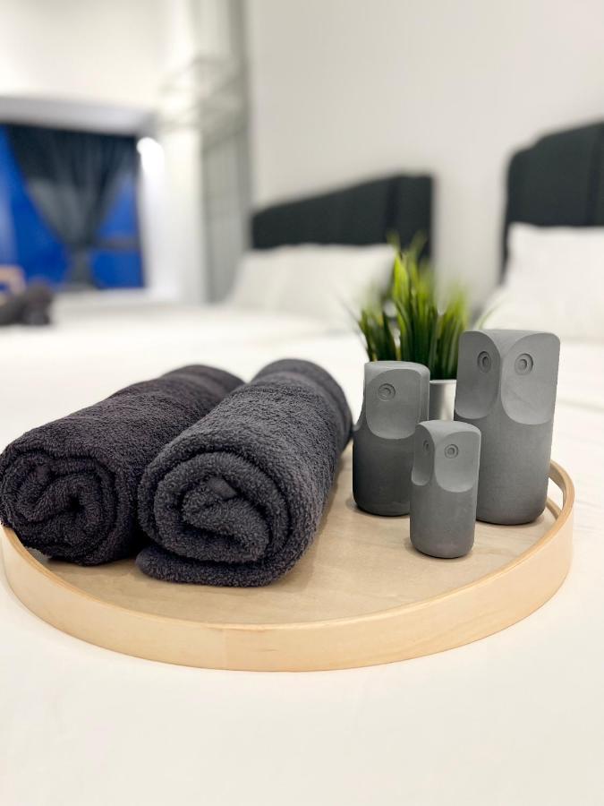 Imperio Residences Private Bathtub Or Jacuzzi By Nestcove Malacca Exterior foto