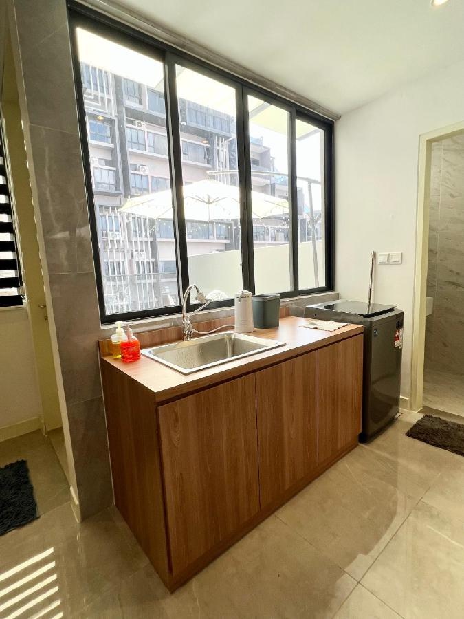Imperio Residences Private Bathtub Or Jacuzzi By Nestcove Malacca Exterior foto