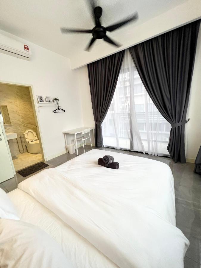 Imperio Residences Private Bathtub Or Jacuzzi By Nestcove Malacca Exterior foto